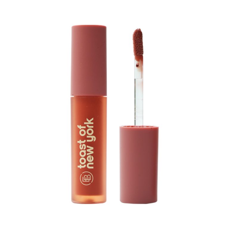 EB TOAST OF NEW YORK LIQUID LIPSTICK - WHITE BG